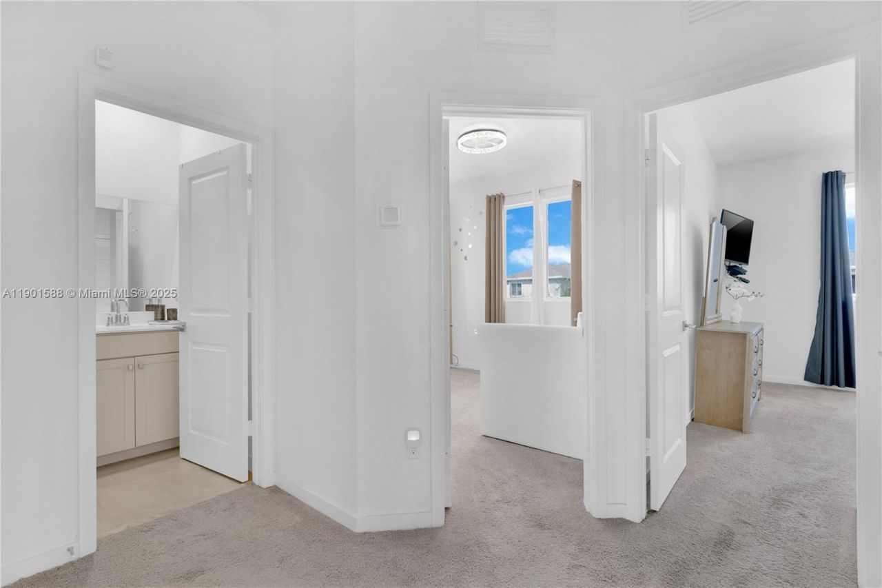 856 SE 16th Ct, Homestead, FL 33034 Photo