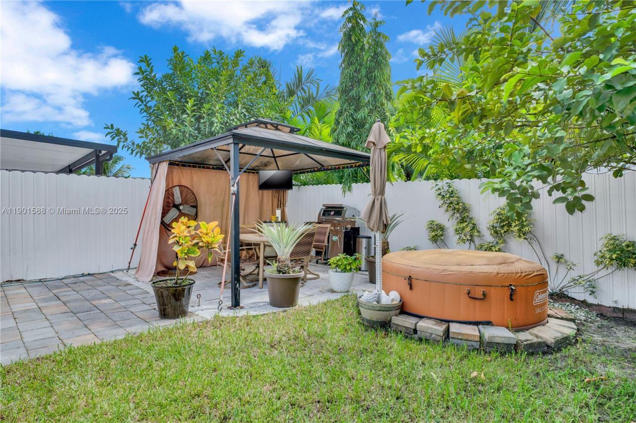 856 SE 16th Ct, Homestead, FL 33034 Photo