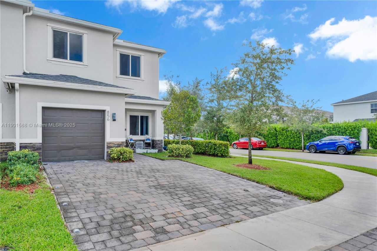 856 SE 16th Ct, Homestead, FL 33034 Photo