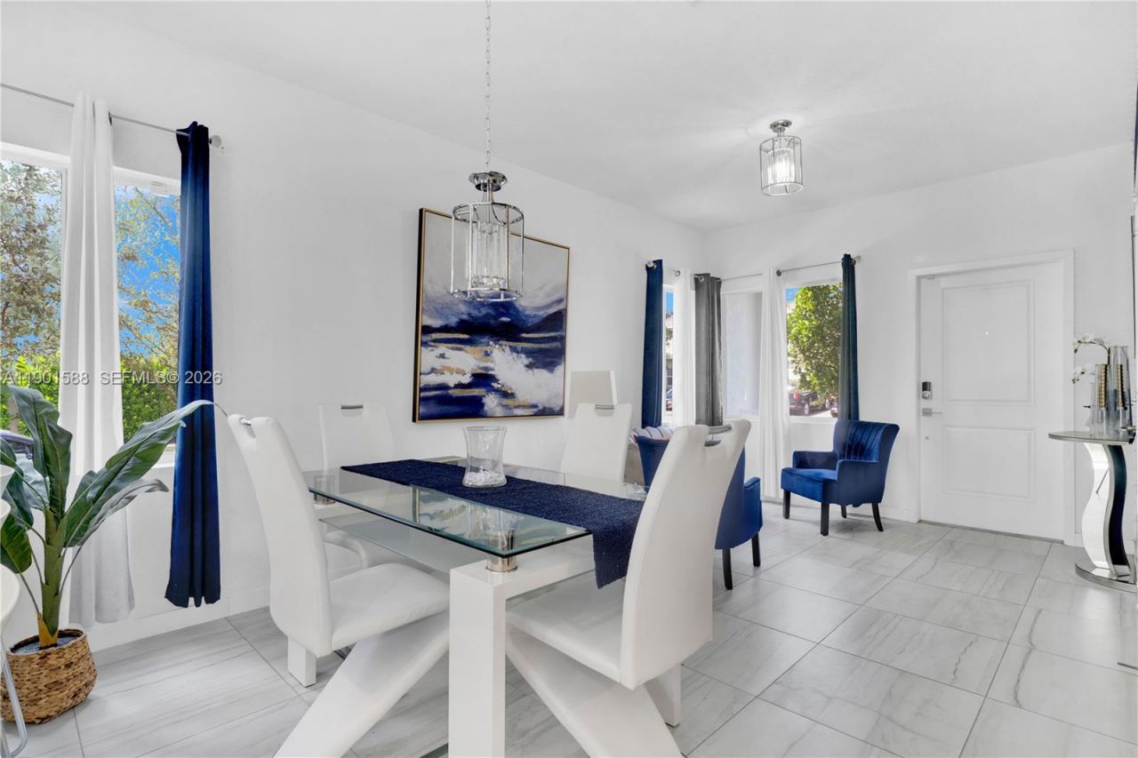 856 SE 16th Ct, Homestead, FL 33034 Photo