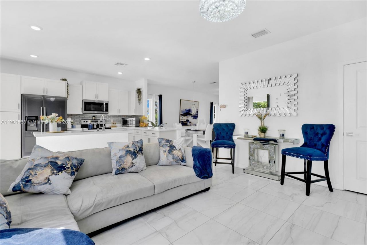 856 SE 16th Ct, Homestead, FL 33034 Photo