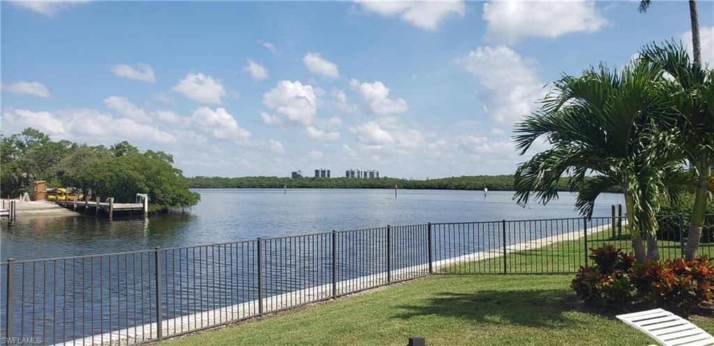 15 Bluebill Ave, Unit 406, Naples, FL 34108 Photo