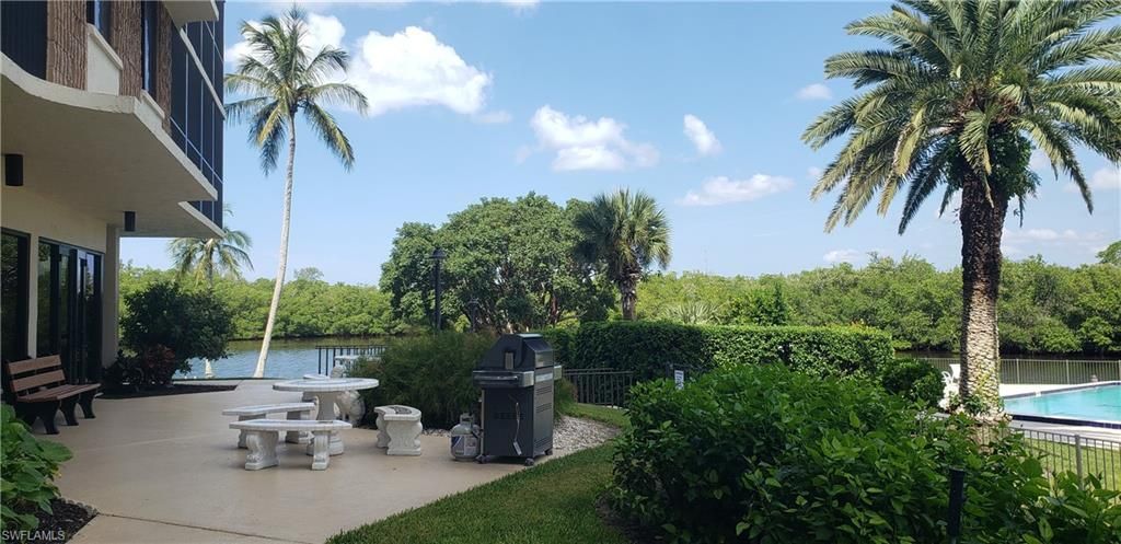 15 Bluebill Ave, Unit 406, Naples, FL 34108 Photo