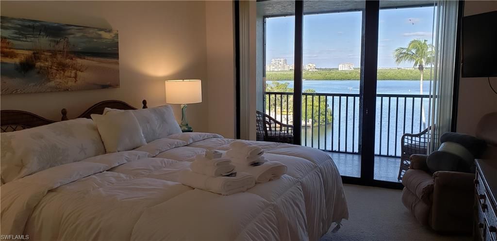 15 Bluebill Ave, Unit 406, Naples, FL 34108 Photo
