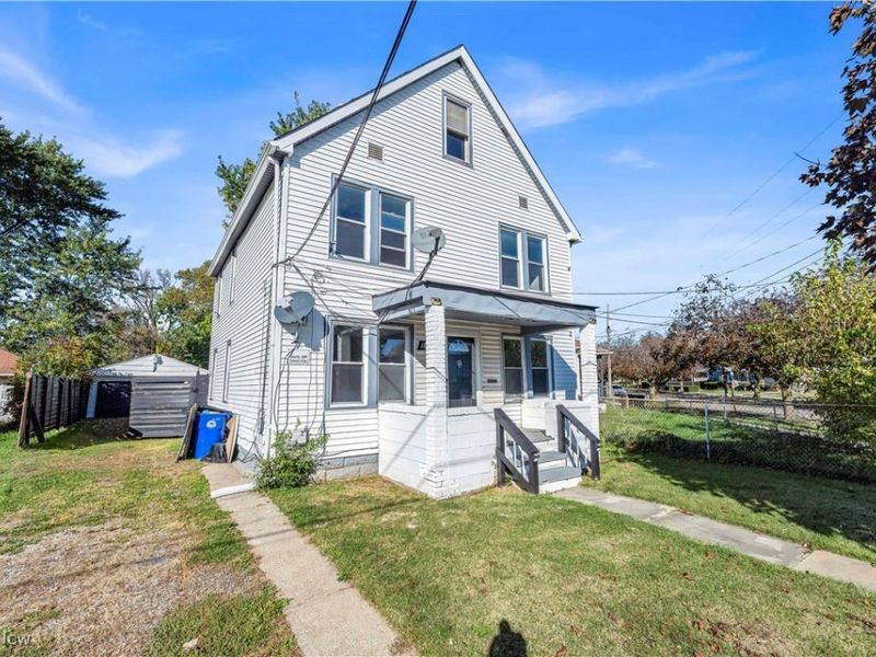 11702 Brookfield Avenue, Unit 1/DN, Cleveland, OH 44135 Photo 2