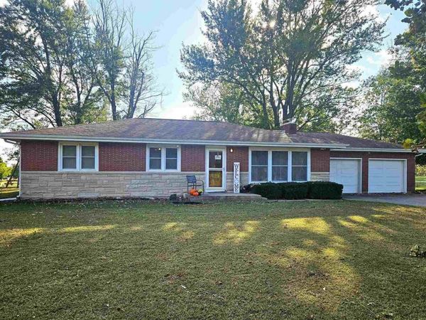 803 Maas Road, Quincy, IL 62305