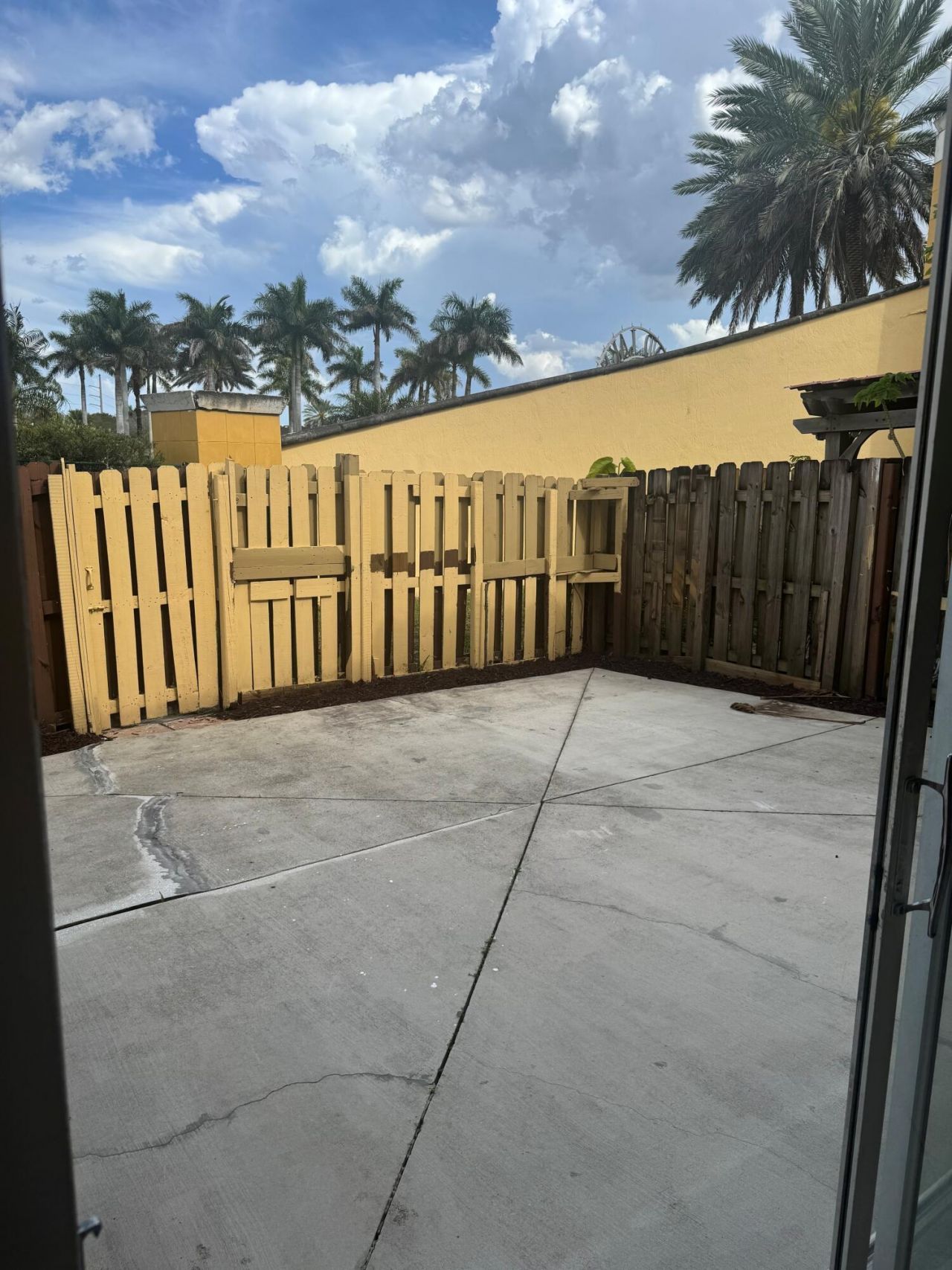 Please Call For Address, Miami, FL 33194 Photo