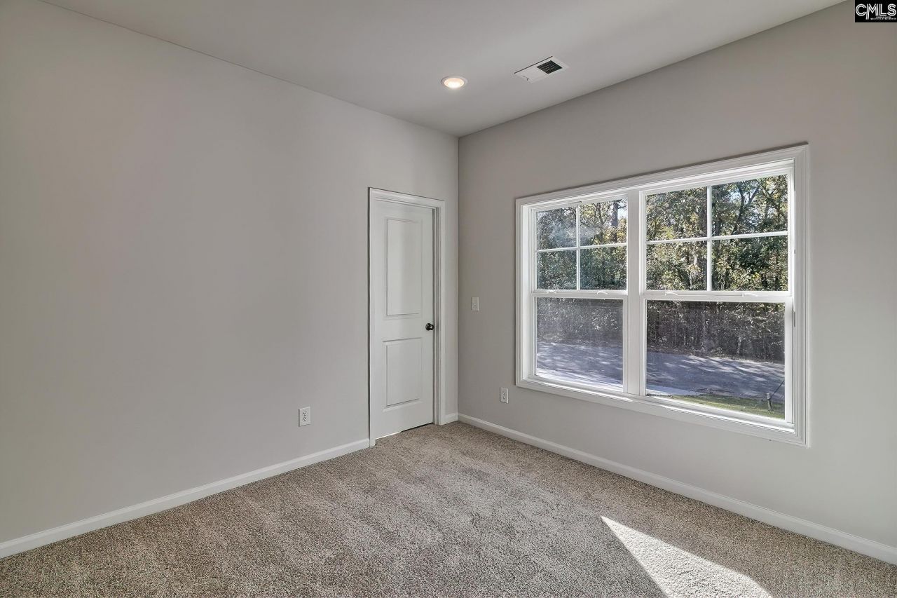 225 Trotter Lane Photo 11