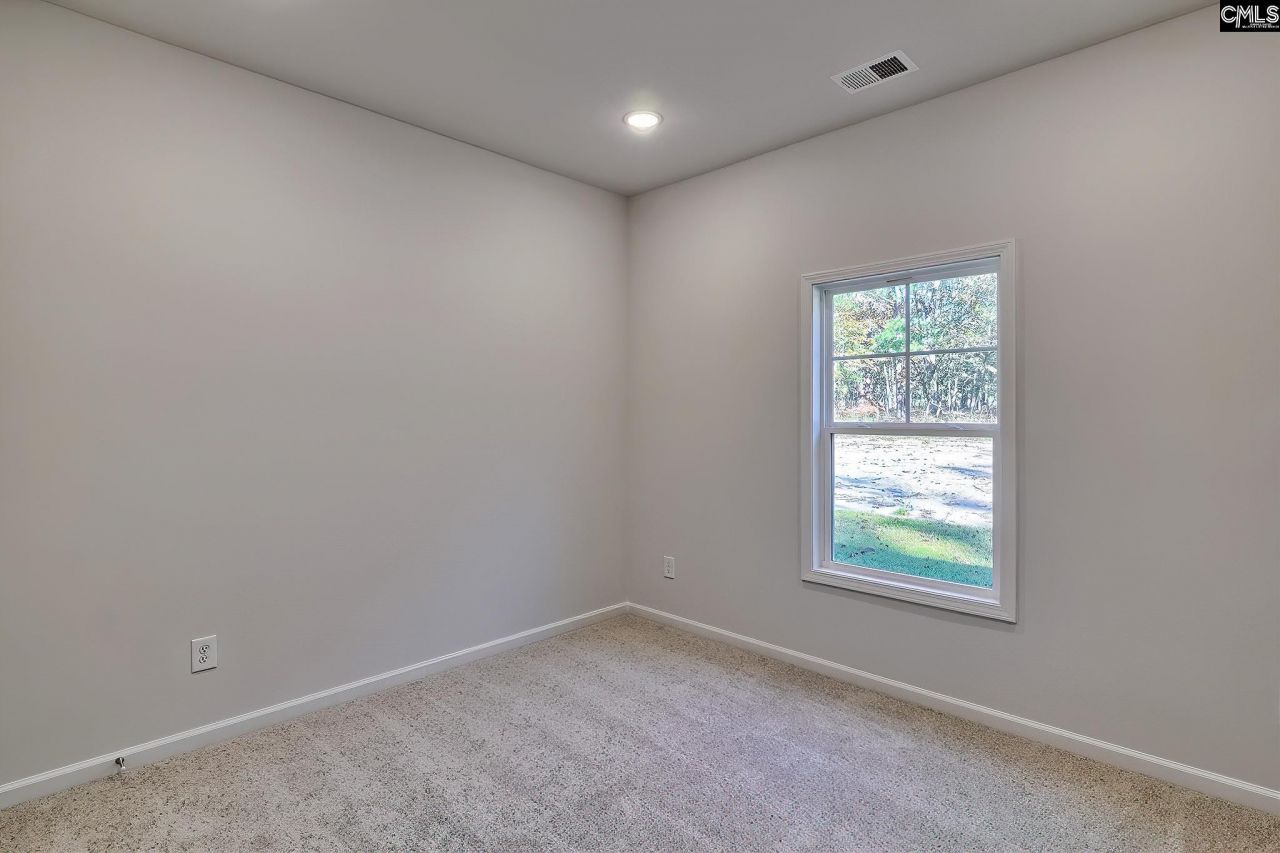 225 Trotter Lane Photo 32