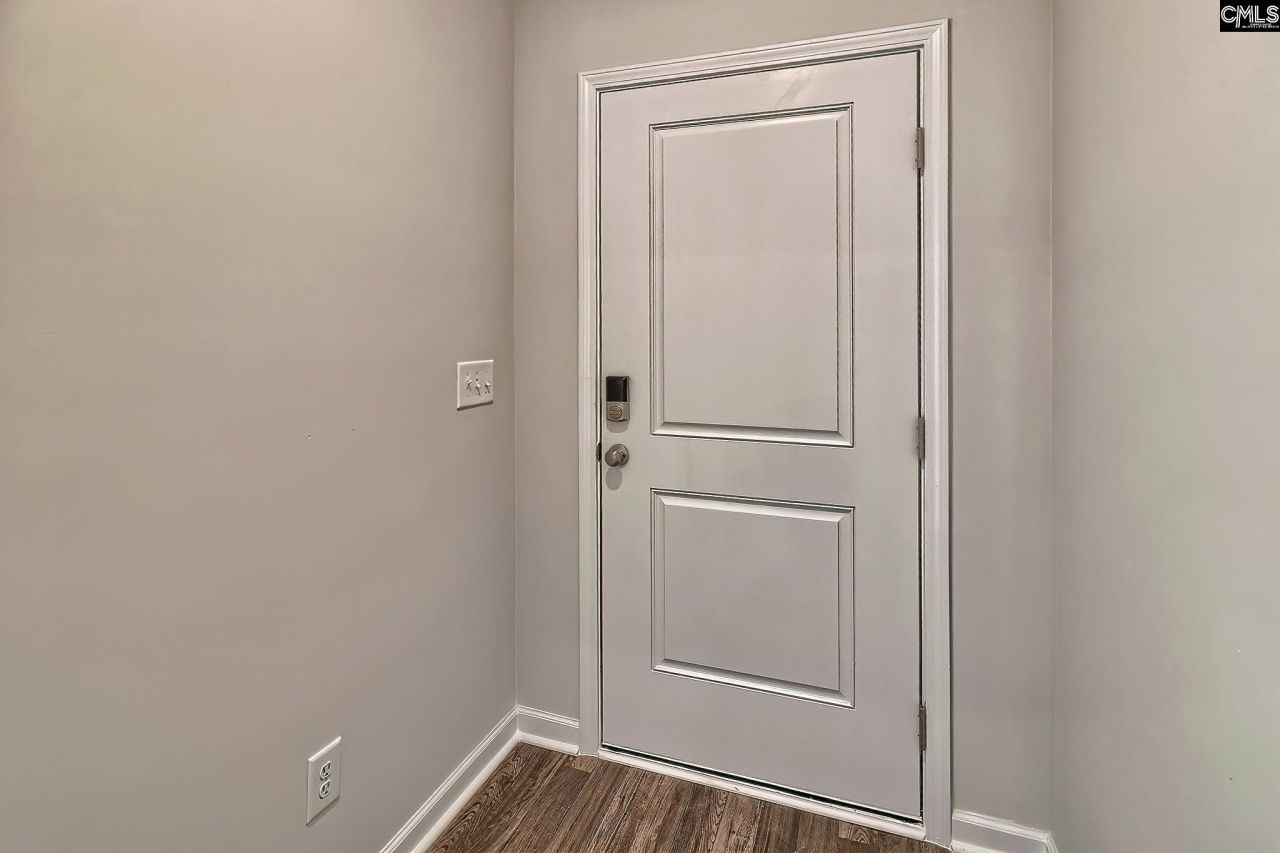 225 Trotter Lane Photo 9