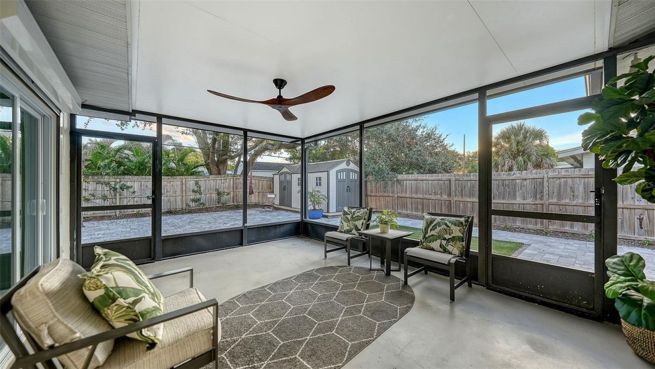 2426 Wisteria Street, Sarasota, FL 34239 Photo