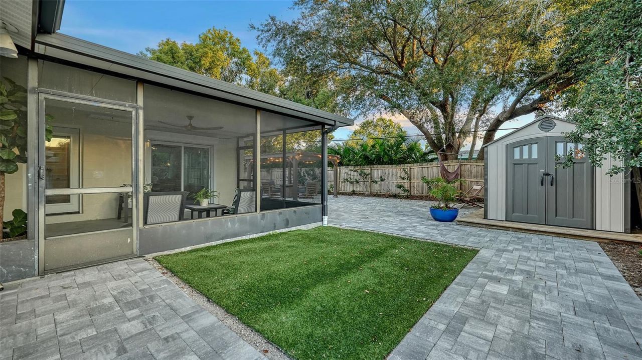 2426 Wisteria Street, Sarasota, FL 34239 Photo