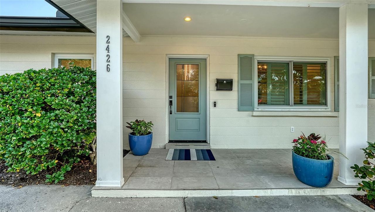 2426 Wisteria Street, Sarasota, FL 34239 Photo