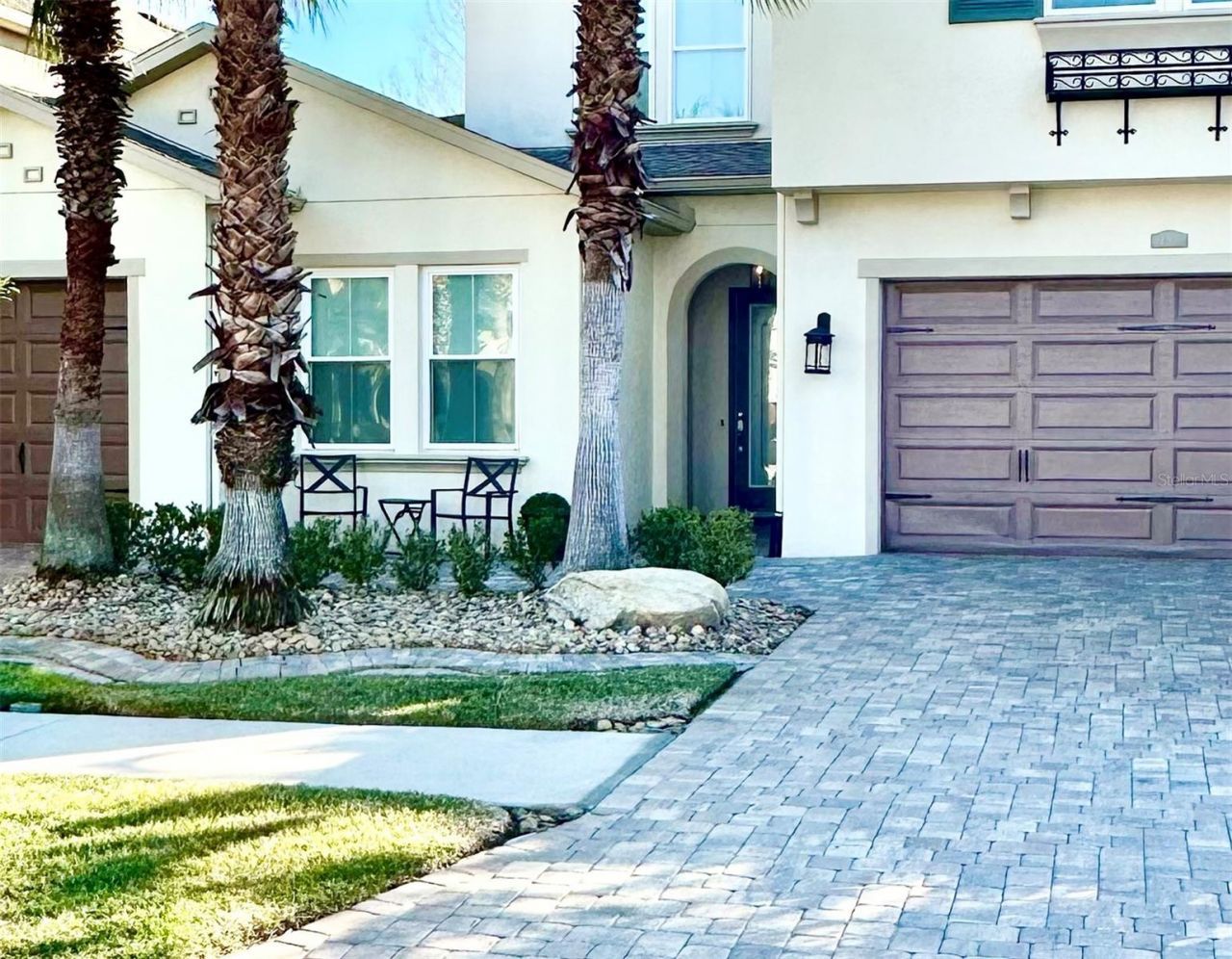 2620 Milford Berry Lane, Tampa, FL 33618 Main Photo