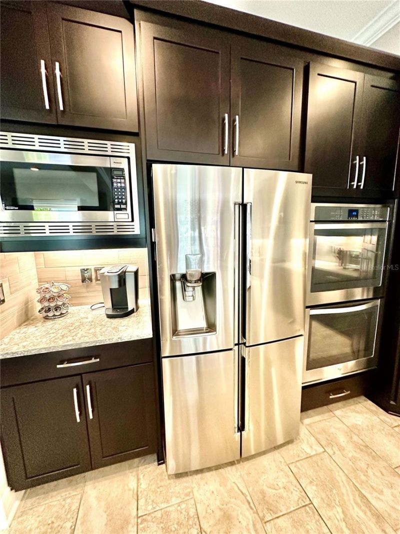 2620 Milford Berry Lane, Tampa, FL 33618 Photo