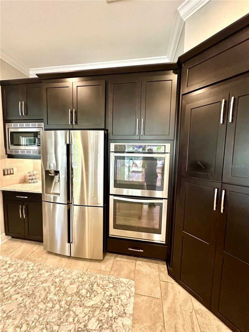 2620 Milford Berry Lane, Tampa, FL 33618 Photo