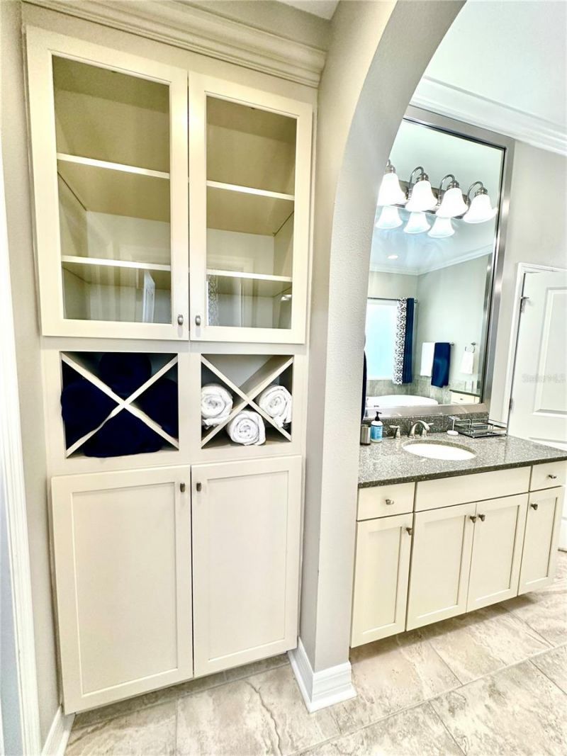 2620 Milford Berry Lane, Tampa, FL 33618 Photo