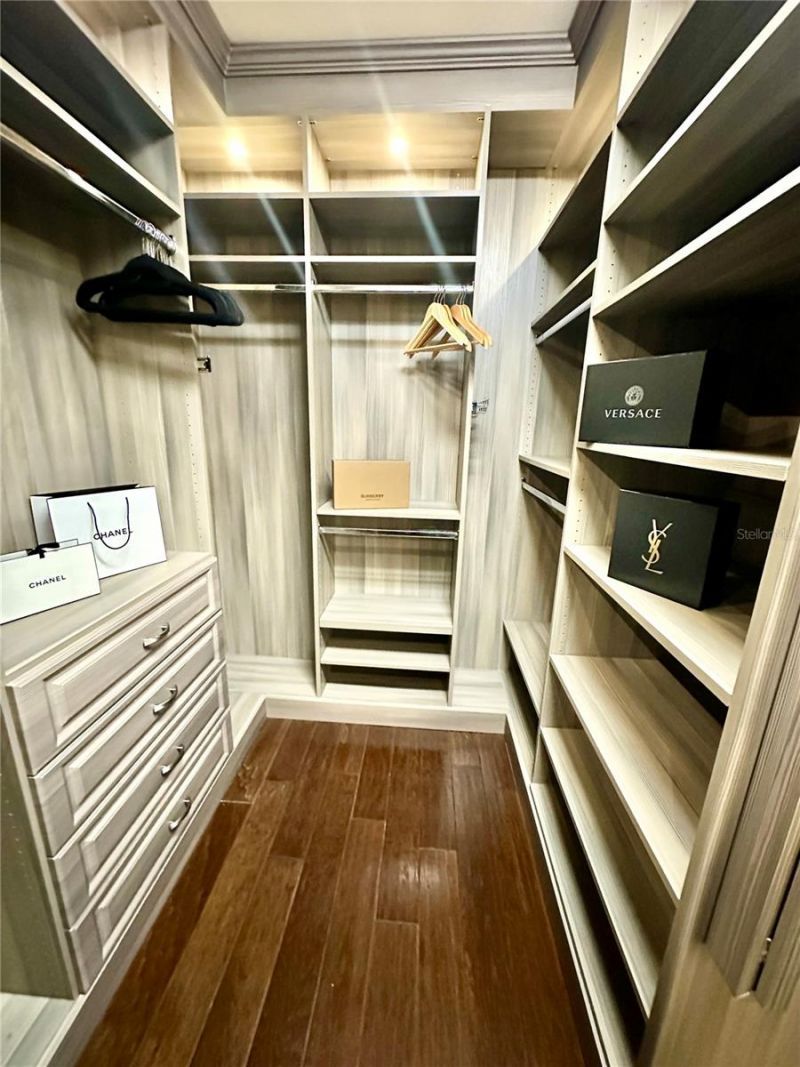 2620 Milford Berry Lane, Tampa, FL 33618 Photo