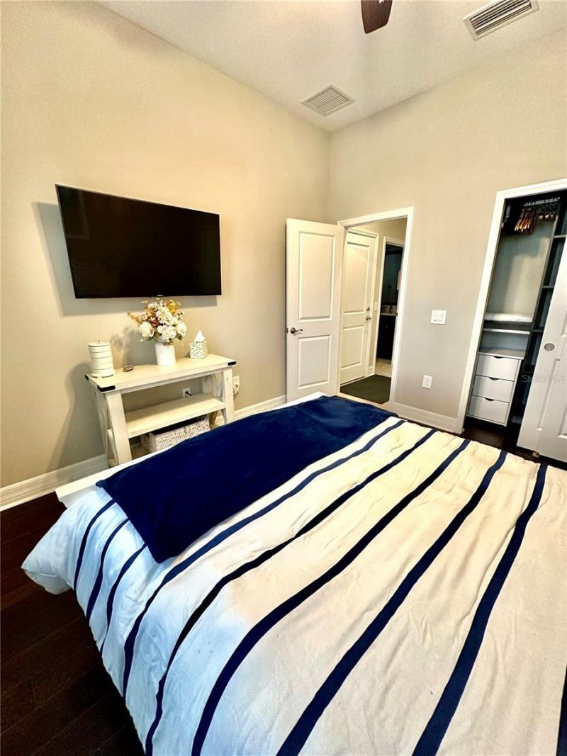 2620 Milford Berry Lane, Tampa, FL 33618 Photo