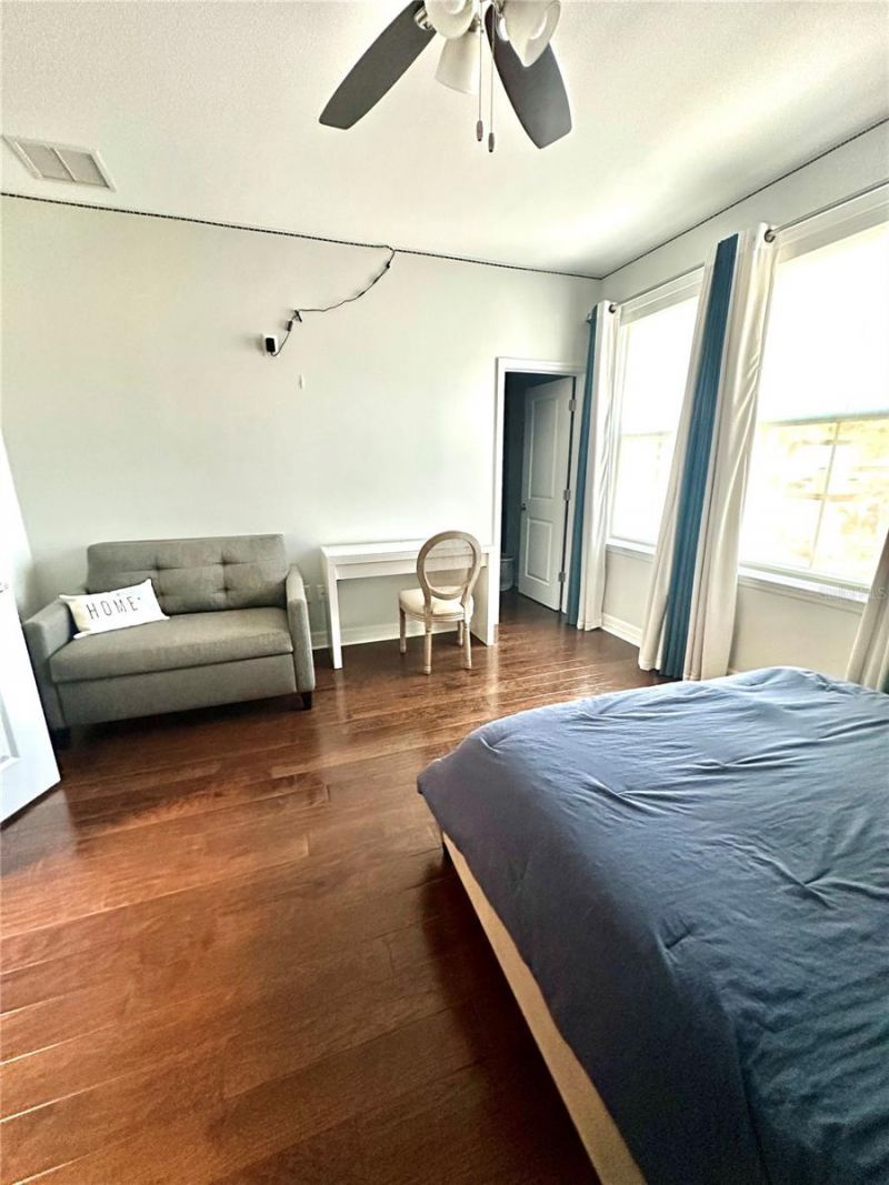 2620 Milford Berry Lane, Tampa, FL 33618 Photo