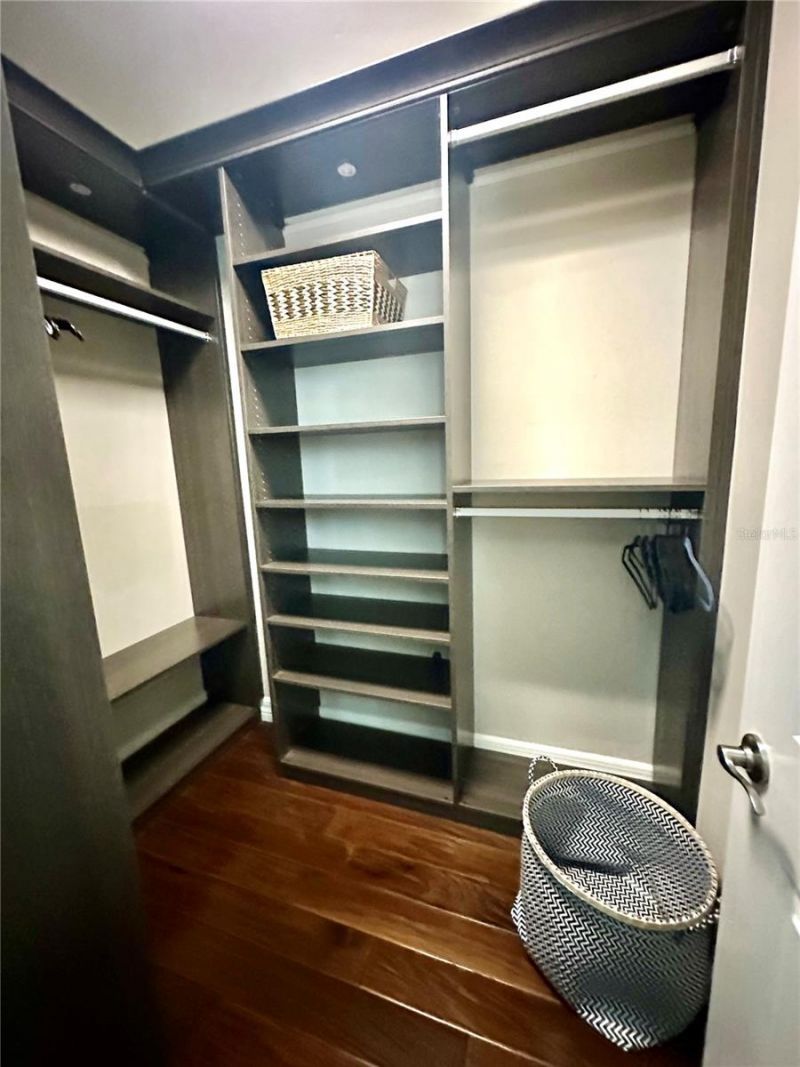 2620 Milford Berry Lane, Tampa, FL 33618 Photo