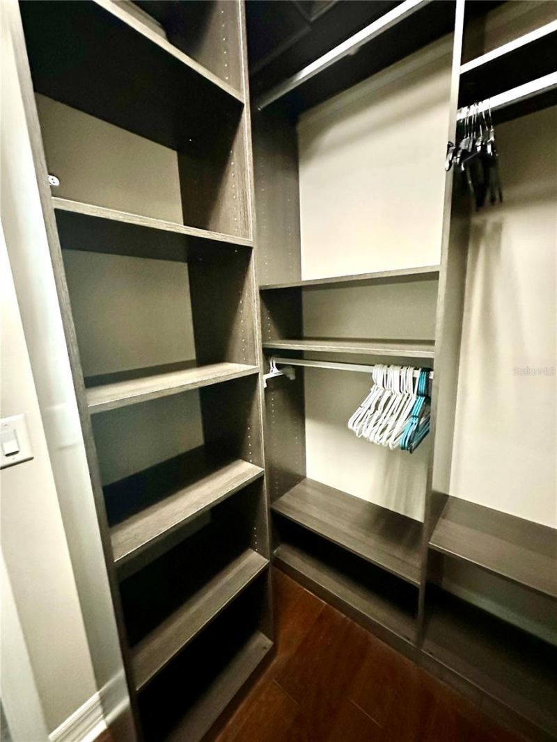 2620 Milford Berry Lane, Tampa, FL 33618 Photo