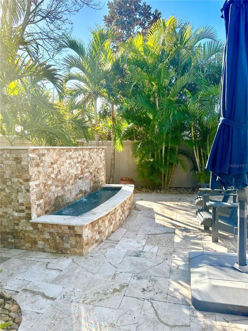 2620 Milford Berry Lane, Tampa, FL 33618 Photo