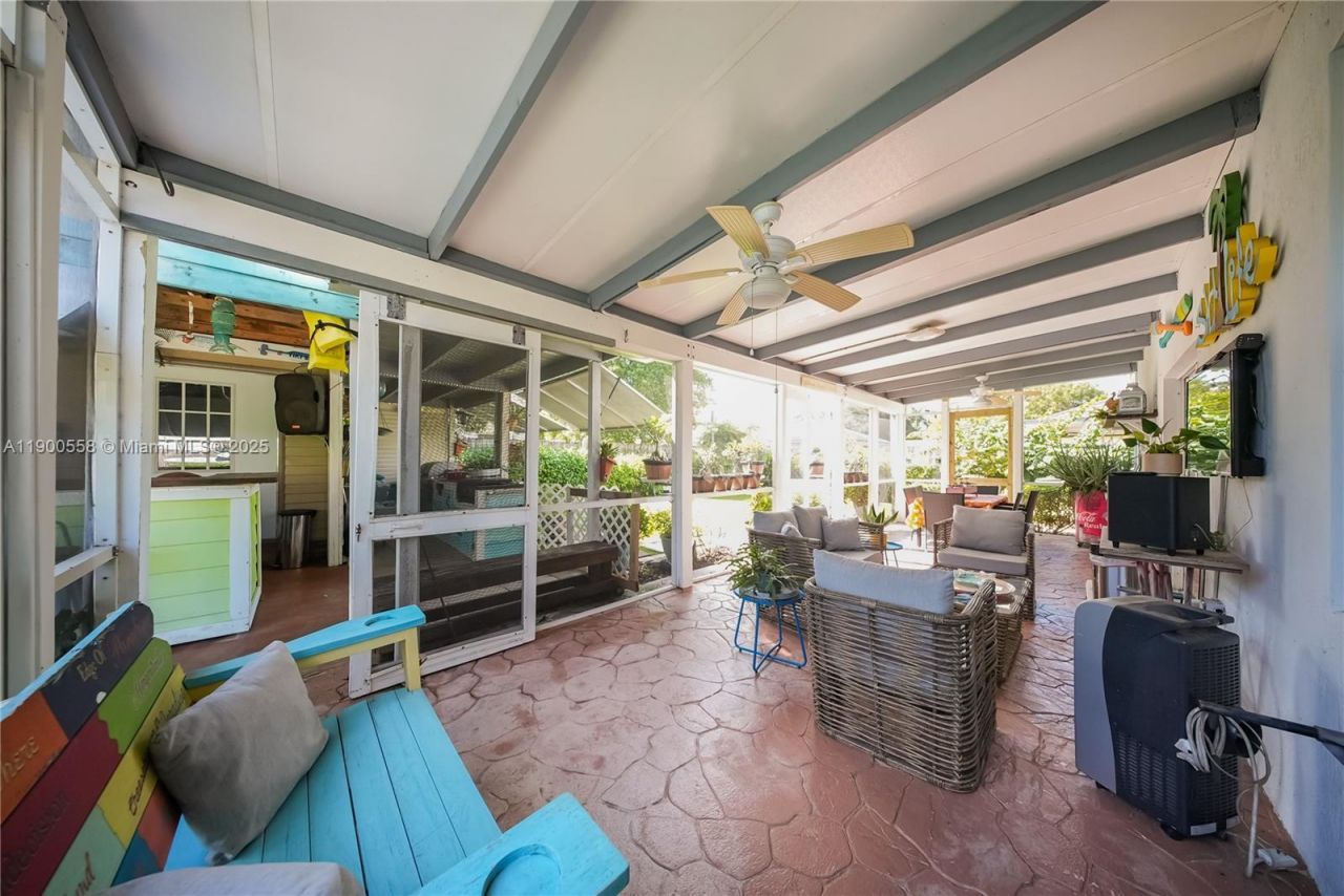 3076 SE 4th Ct, Homestead, FL 33033 Photo