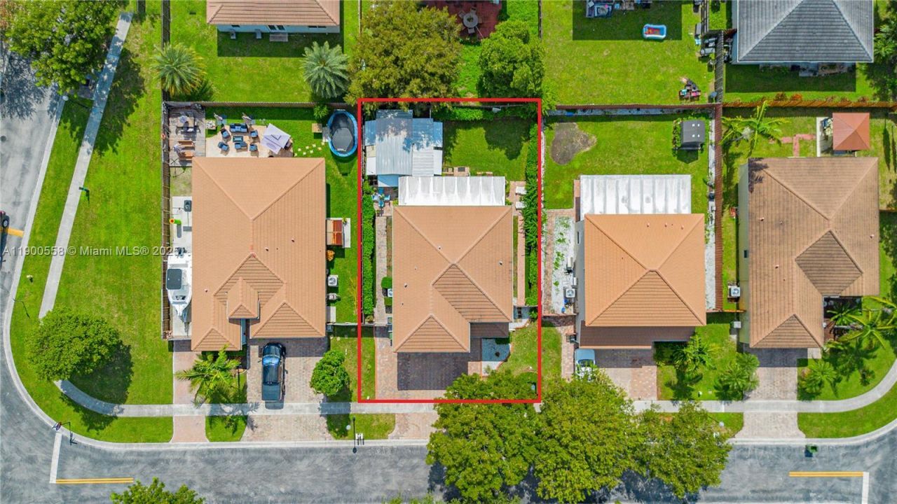 3076 SE 4th Ct, Homestead, FL 33033 Photo