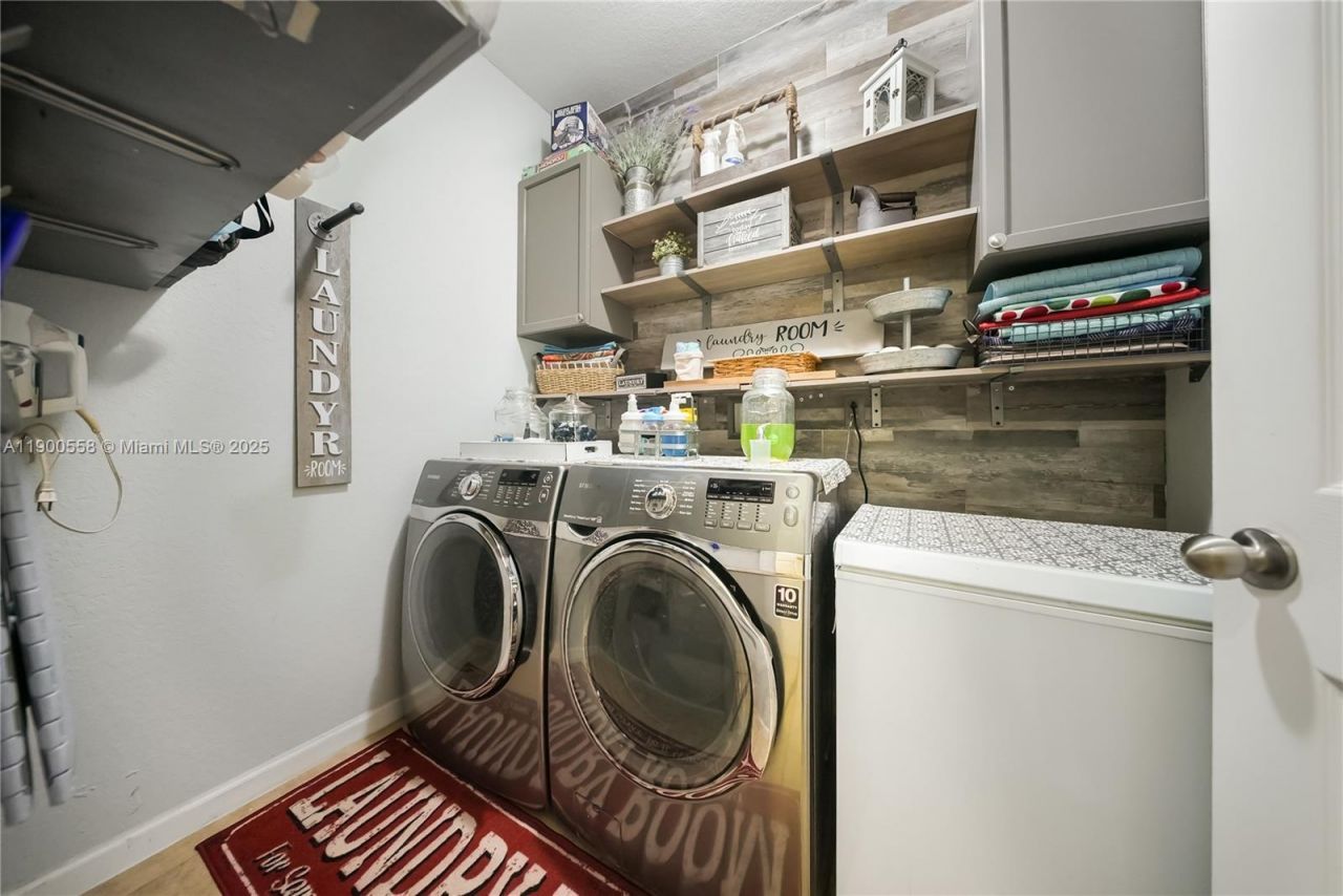 3076 SE 4th Ct, Homestead, FL 33033 Photo