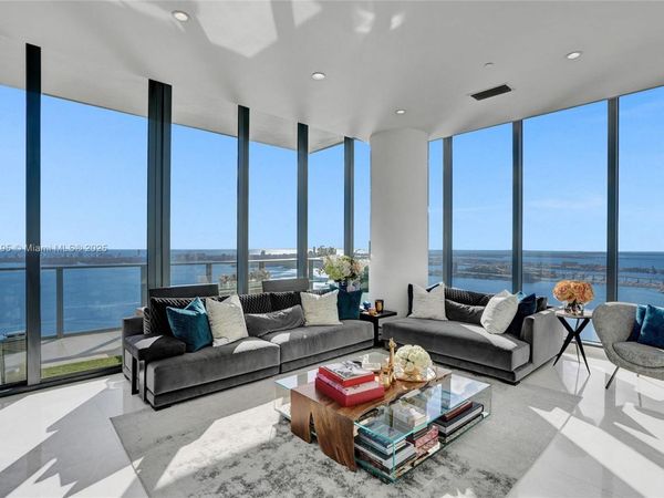 3131 NE 7th Ave, Unit UPH5301, Miami, FL 33137