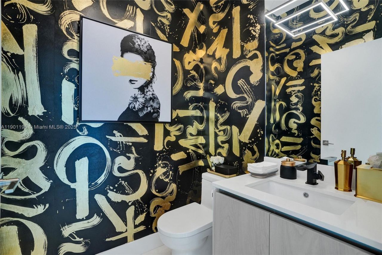 3131 NE 7th Ave, Unit UPH5301, Miami, FL 33137 Photo