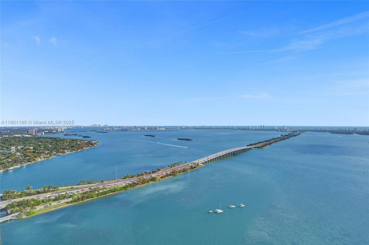 3131 NE 7th Ave, Unit UPH5301, Miami, FL 33137 Photo