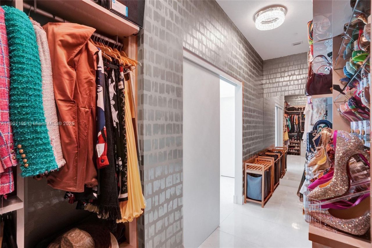 3131 NE 7th Ave, Unit UPH5301, Miami, FL 33137 Photo