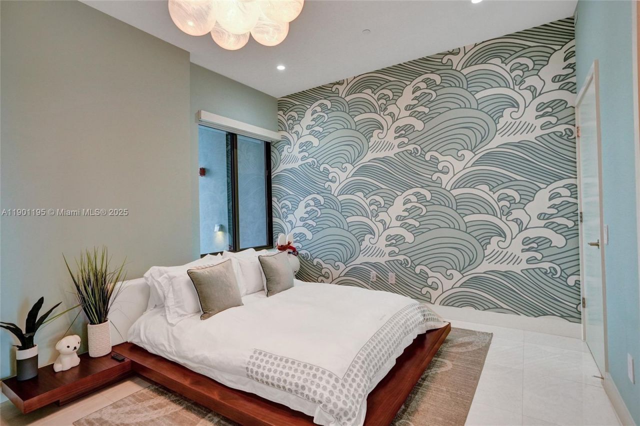 3131 NE 7th Ave, Unit UPH5301, Miami, FL 33137 Photo