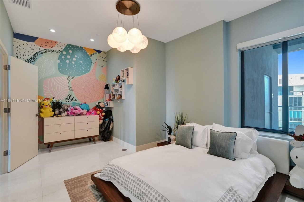 3131 NE 7th Ave, Unit UPH5301, Miami, FL 33137 Photo