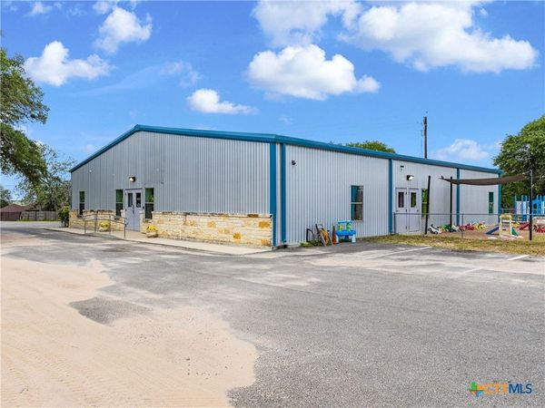 7218 Fm 775, La Vernia, TX 78121