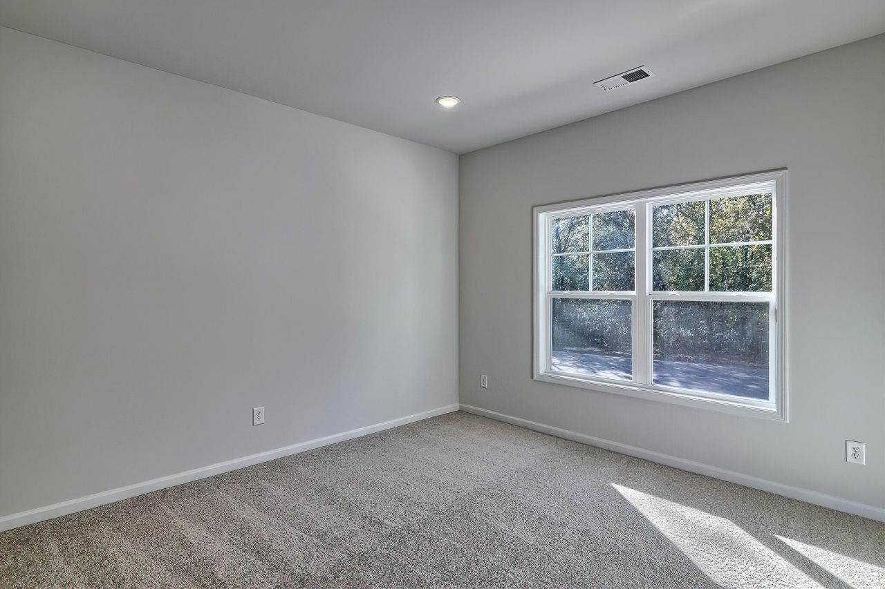 225 Trotter Lane Photo 24