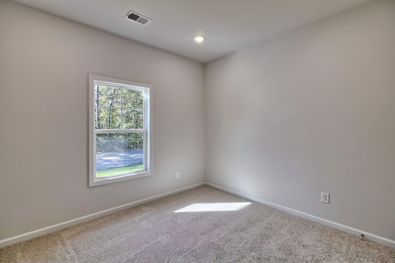 225 Trotter Lane Photo 29