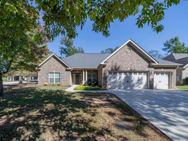 7309 Sanctuary Cove Drive SE, Owens Cross Roads, AL 35763