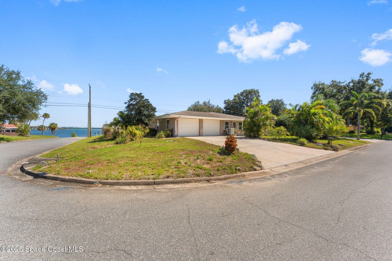 11 Highview Drive, Cocoa, FL 32922 Photo