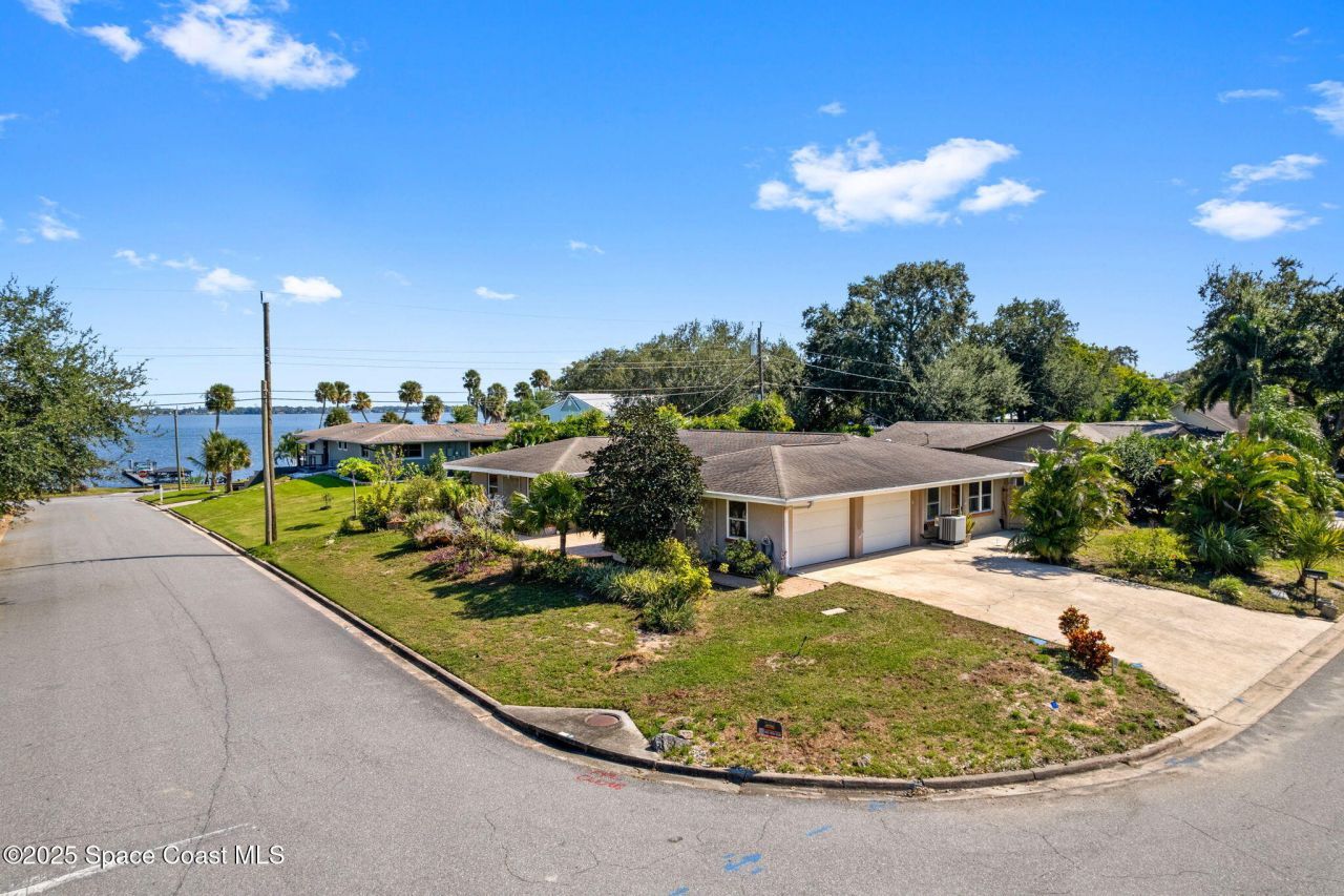11 Highview Drive, Cocoa, FL 32922 Photo