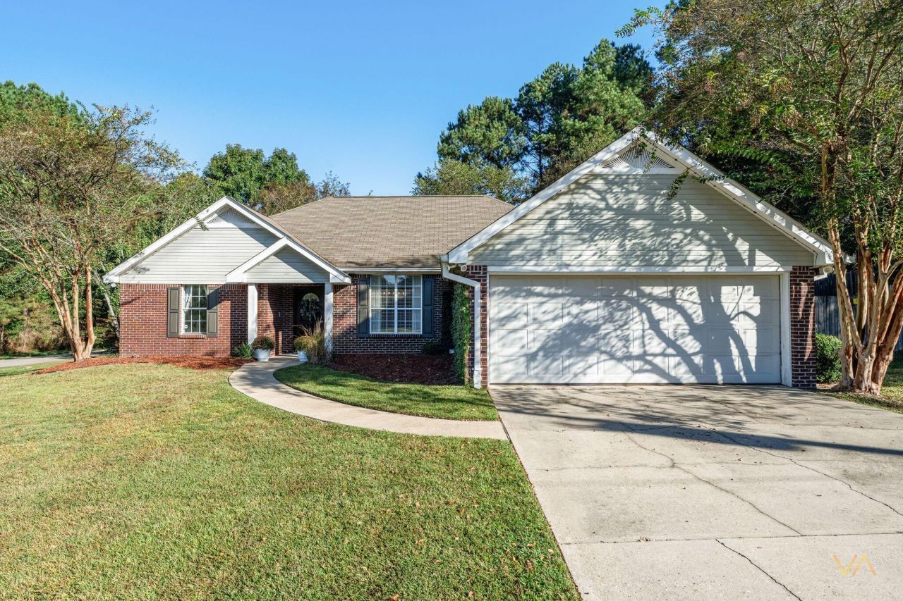 241 Somerset Dr., Hattiesburg, MS 39402 Main Photo