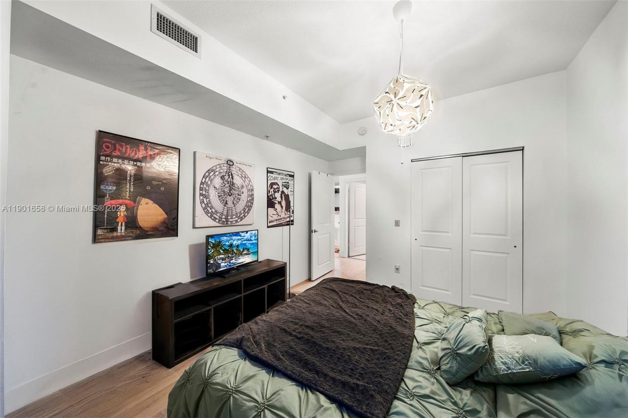 10 Aragon Ave, Unit 1417, Coral Gables, FL 33134 Photo