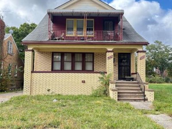 5235 Chalmers Street E, Detroit, MI 48213