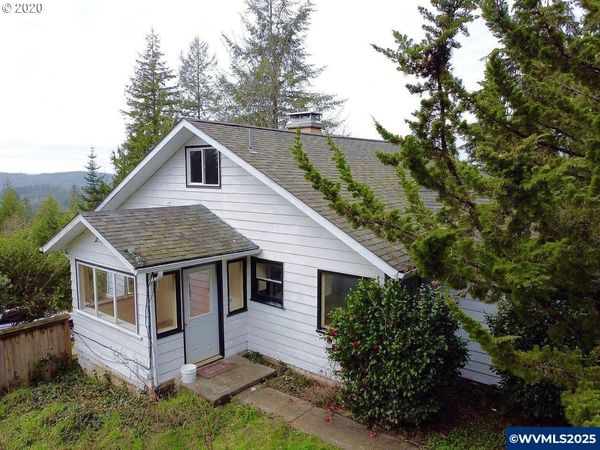 94643 Frontier Ln Ln, Coquille, OR 97423
