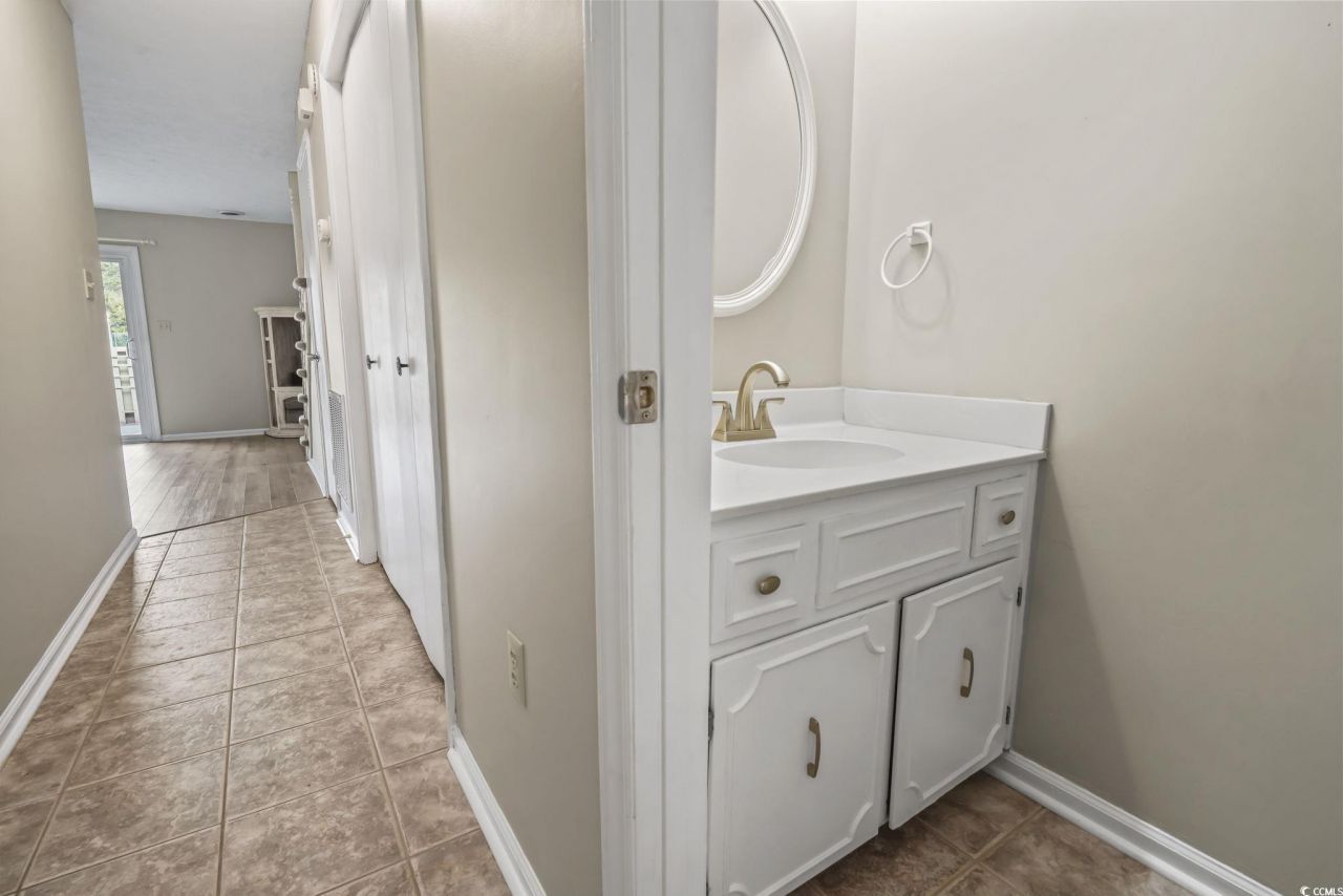 210 25th Ave. S Photo 11