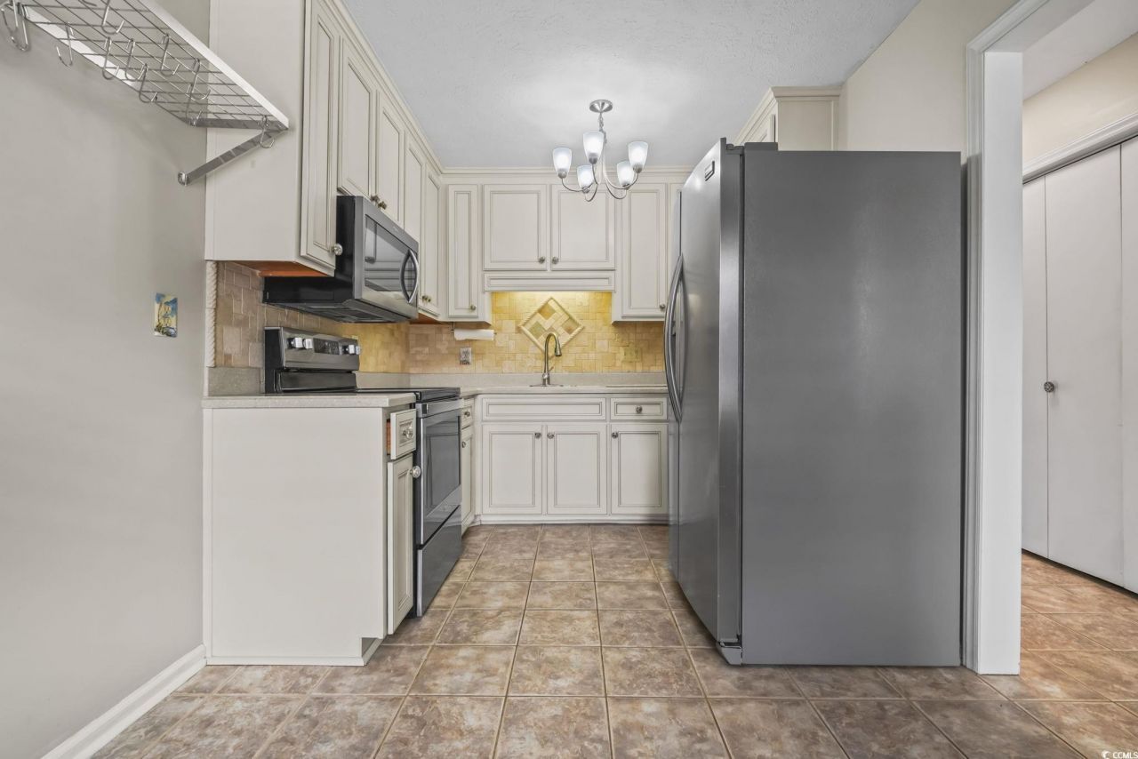 210 25th Ave. S Photo 6