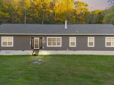 454 E Lick Branch, Salyersville, KY 41465