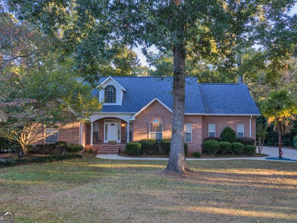 112 Scotsburg Drive, Warner Robins, GA 31088